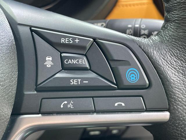 キックス X ツートーンインテリアエディション 9型ナビ 全周囲カメラ 衝突軽減 プロパイロット デジタルインナーミラー シートヒーター コーナーセンサー スマートキー LEDヘッド ルーフレール ビルトインETC 純正17インチアルミ(5枚目)