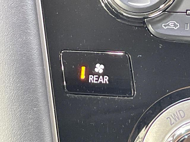 デリカD:5 P 8人乗 ターボ ディーゼル 純正10型ナビ 両側電動スライドドア バックカメラ 100V電源 衝突軽減 電動リアゲート パワーシート ドラレコ スマートキー LEDヘッド ETC BSM(49枚目)