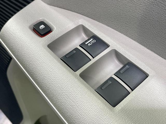 フリード Ｇ　ジャストセレクション　電動スライドドア　純正ナビ　バックカメラ　ドラレコ　ＨＩＤヘッド　ＥＴＣ　オートエアコン　ＣＤ　ＤＶＤ再生　フルセグ　盗難防止システム　プライバシーガラス　１４インチＡＷ（32枚目）