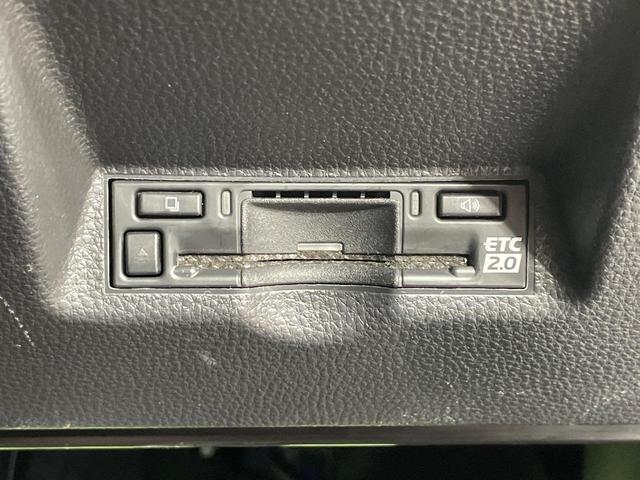 ヤリスクロス ハイブリッドZ 純正ナビ 全周囲カメラ レーダークルーズ 衝突軽減装置 ETC ドラレコ ブラインドスポットモニター クリアランスソナー LEDヘッド パワーシート ハーフレザーシート ステアリングヒーター(6枚目)