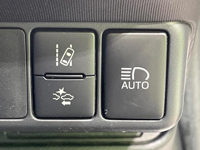 アクア S 純正ナビ バックカメラ 衝突軽減装置 ETC クリアランスソナー LEDヘッド スマートキー オートライト オートエアコン オートマチックハイビーム ステアリングスイッチ Bluetooth再生(7枚目)