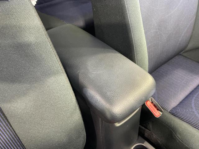 アクア S 純正ナビ バックカメラ 衝突軽減装置 ETC クリアランスソナー LEDヘッド スマートキー オートライト オートエアコン オートマチックハイビーム ステアリングスイッチ Bluetooth再生(41枚目)