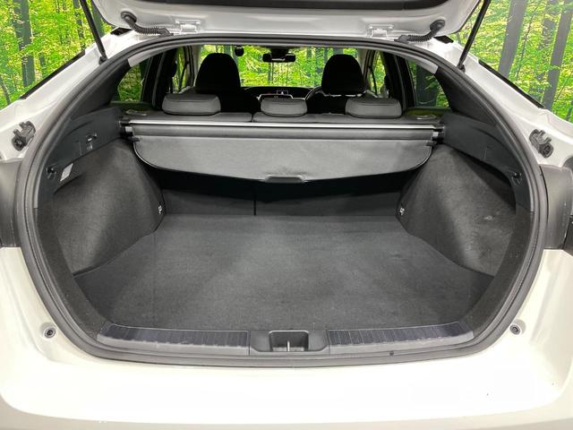 プリウス S ナビ バックカメラ レーダークルーズ 衝突軽減装置 ドラレコ ETC LEDヘッド クリアランスソナー オートマチックハイビーム 車線逸脱警報 オートライト オートエアコン ステアリングスイッチ(10枚目)