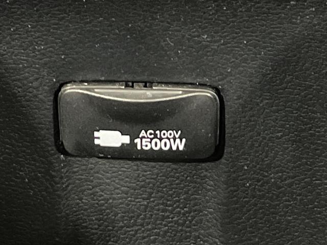 プリウス S ナビ バックカメラ レーダークルーズ 衝突軽減装置 ドラレコ ETC LEDヘッド クリアランスソナー オートマチックハイビーム 車線逸脱警報 オートライト オートエアコン ステアリングスイッチ(43枚目)