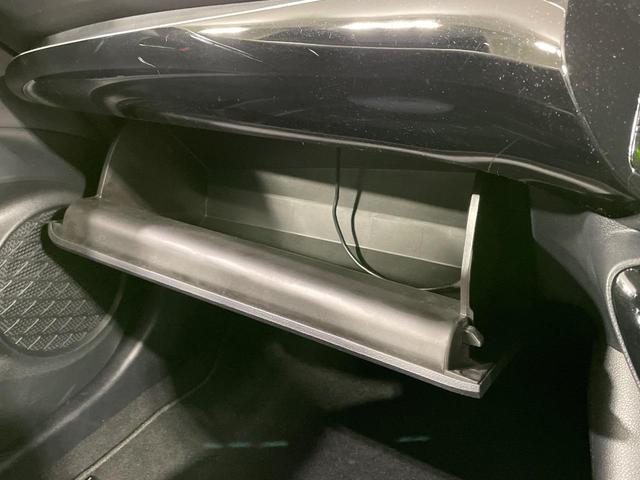 プリウス S ナビ バックカメラ レーダークルーズ 衝突軽減装置 ドラレコ ETC LEDヘッド クリアランスソナー オートマチックハイビーム 車線逸脱警報 オートライト オートエアコン ステアリングスイッチ(58枚目)