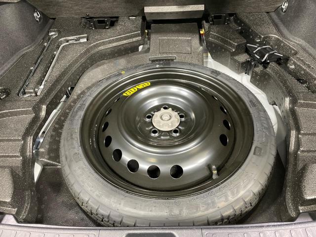 プリウス S ナビ バックカメラ レーダークルーズ 衝突軽減装置 ドラレコ ETC LEDヘッド クリアランスソナー オートマチックハイビーム 車線逸脱警報 オートライト オートエアコン ステアリングスイッチ(62枚目)