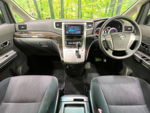 ヴェルファイア ２．４Ｚ　両側電動スライドドア　ナビ　後席モニター　バックカメラ　ドラレコ　コーナーセンサー　スマートキー　ＨＩＤヘッド　ビルトインＥＴＣ　純正１８インチＡＷ　オートライト　デュアルエアコン（2枚目）