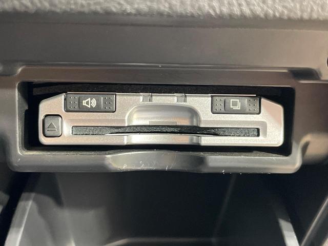 ヴェルファイア ２．４Ｚ　両側電動スライドドア　ナビ　後席モニター　バックカメラ　ドラレコ　コーナーセンサー　スマートキー　ＨＩＤヘッド　ビルトインＥＴＣ　純正１８インチＡＷ　オートライト　デュアルエアコン（7枚目）