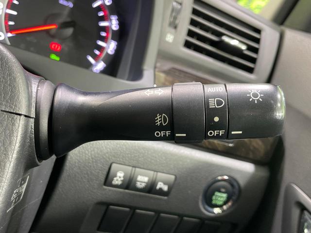 ヴェルファイア ２．４Ｚ　両側電動スライドドア　ナビ　後席モニター　バックカメラ　ドラレコ　コーナーセンサー　スマートキー　ＨＩＤヘッド　ビルトインＥＴＣ　純正１８インチＡＷ　オートライト　デュアルエアコン（30枚目）