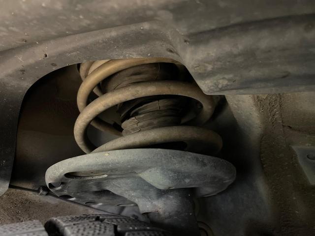 ヴェルファイア ２．４Ｚ　両側電動スライドドア　ナビ　後席モニター　バックカメラ　ドラレコ　コーナーセンサー　スマートキー　ＨＩＤヘッド　ビルトインＥＴＣ　純正１８インチＡＷ　オートライト　デュアルエアコン（60枚目）