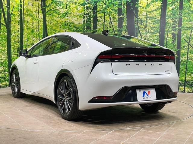 プリウス Z ガラスルーフ 純正12型ナビ 全周囲カメラ 100V電源 衝突軽減 電動リアゲート 合皮シート デジタルインナーミラー シートエアコン パワーシート ドラレコ コーナーセンサー LEDヘッド ETC(17枚目)