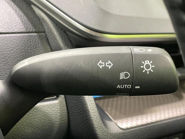 プリウス Z ガラスルーフ 純正12型ナビ 全周囲カメラ 100V電源 衝突軽減 電動リアゲート 合皮シート デジタルインナーミラー シートエアコン パワーシート ドラレコ コーナーセンサー LEDヘッド ETC(27枚目)