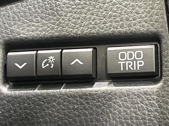 プリウス Z ガラスルーフ 純正12型ナビ 全周囲カメラ 100V電源 衝突軽減 電動リアゲート 合皮シート デジタルインナーミラー シートエアコン パワーシート ドラレコ コーナーセンサー LEDヘッド ETC(40枚目)