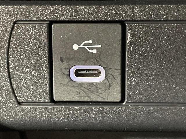 プリウス Z ガラスルーフ 純正12型ナビ 全周囲カメラ 100V電源 衝突軽減 電動リアゲート 合皮シート デジタルインナーミラー シートエアコン パワーシート ドラレコ コーナーセンサー LEDヘッド ETC(48枚目)