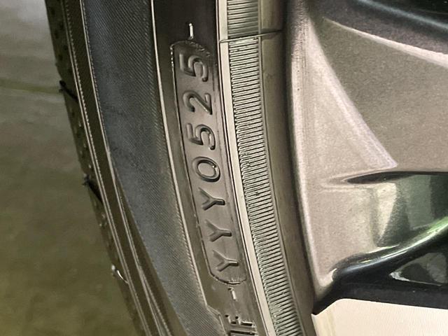 プリウス Z ガラスルーフ 純正12型ナビ 全周囲カメラ 100V電源 衝突軽減 電動リアゲート 合皮シート デジタルインナーミラー シートエアコン パワーシート ドラレコ コーナーセンサー LEDヘッド ETC(72枚目)