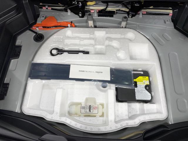 アクア Ｘ　純正ディスプレイオーディオ　１００Ｖ電源　衝突軽減　スマートキー　ＬＥＤヘッド　ＥＴＣ　オートハイビーム　車線逸脱警報　オートライト　オートエアコン　Ｂｌｕｅｔｏｏｔｈ（31枚目）