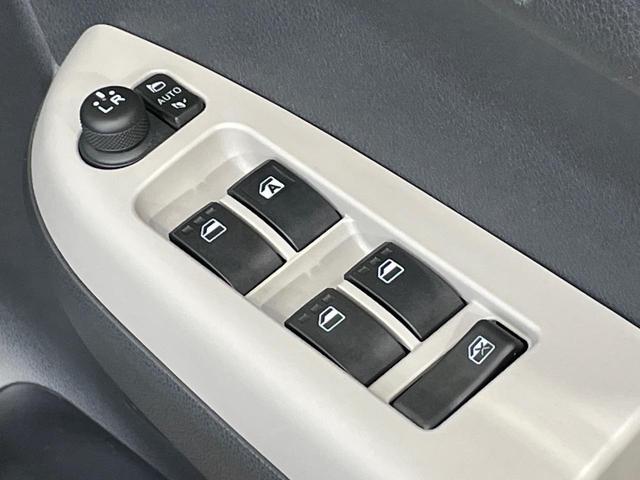 パッソ モーダ チャーム 純正ナビ 全周囲カメラ 衝突軽減 ハーフレザーシート シートヒーター ドラレコ コーナーセンサー スマートキー LEDヘッド オートハイビーム 車線逸脱警報 オートライト プライバシーガラス(45枚目)