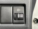 ＦＡ　禁煙車　ＣＤプレーヤー　キーレス　電動格納ミラー　ドアバイザー　プライバシーガラス　ＡＵＸ接続　盗難防止システム（27枚目）