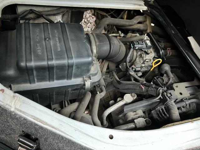 キャリイトラック KCエアコン・パワステ ラジオ マニュアル5速 4WD  エアコン 3方開(35枚目)