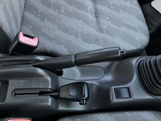 キャリイトラック KCエアコン・パワステ ラジオ マニュアル5速 4WD  エアコン 3方開(41枚目)