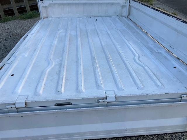 キャリイトラック KCエアコン・パワステ ラジオ マニュアル5速 4WD  エアコン 3方開(52枚目)