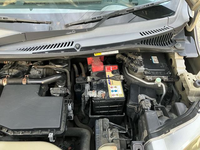 モコ Ｘ　プッシュスタート　ＴＶ　ナビ　キーフリエントリー　禁煙車（19枚目）