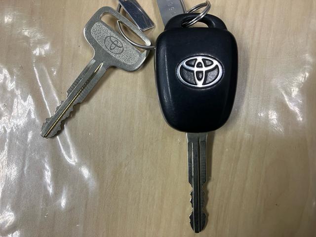 スペイド X ワンオーナー 純正ナビ TV 左側パワースライドドア アイドリングストップ キーフリエントリー アルミホイール(72枚目)