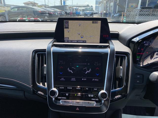 クラウンハイブリッド Ｓ　Ｃパッケージ　メーカーナビ　レザーシート　シートＡＣ　ＨＵＤ　ＢＳＭ　クルコン　ＥＴＣＴＳＳ　クリアラスソナー　ＬＥＤライト　フォグ　純正アルミ　バックカメラ（20枚目）