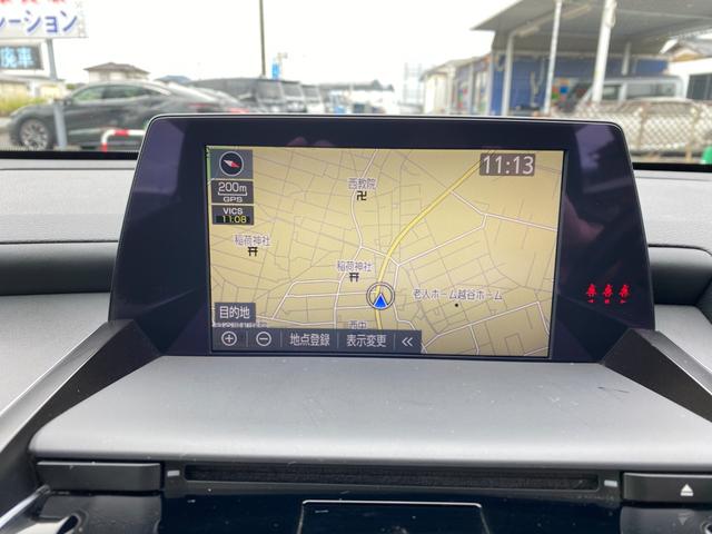 クラウンハイブリッド ＲＳ　レザーシート　シートＡＣ　ハンドルヒーター　ＨＵＤ　ＢＳＭ　ＥＴＣ　クルコン　ブルートゥース　メーカーナビ　３眼ＬＥＤライト　フォグ　バックカメラ　純正１８インチアルミ（22枚目）