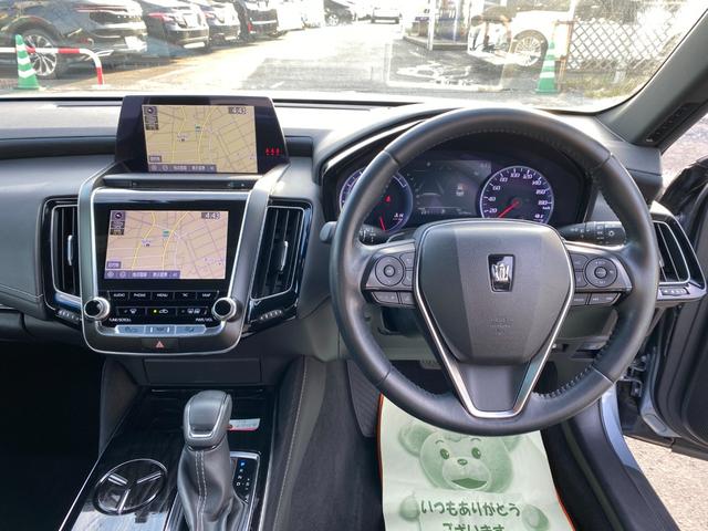 クラウンハイブリッド Ｓ　Ｃパッケージ　ＴＳＳ　クリアラスソナー　ＬＥＤライト　フォグ　バックカメラ　ＨＵＤ　ＢＳＭ　メーカーナビ　ブルートゥース　ＥＴＣ　クルコン　ハンドル　シートヒーター　衝突被害軽減ブレーキ　モニターブラインドスポット（19枚目）