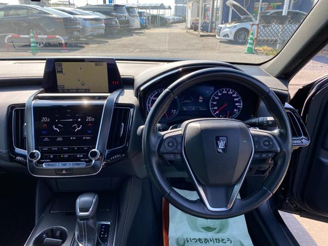 クラウンハイブリッド ＲＳアドバンス　レザーシートシートＡＣ　ＨＵＤ　ＢＳＭ　ＥＴＣ　クルコン　Ｄインナーミラー　メーカーナビ　ＴＳＳ　クリアラスソナー　３眼ＬＥＤライトフォグ　バックカメラ　純正１８インチアルミ（19枚目）