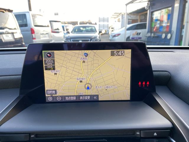 クラウンハイブリッド Ｓ　Ｆｏｕｒ　エレガンススタイル　４ＷＤ　ＴＳＳ　クリアラスソナー　ＢＳＭ　ＥＴＣ　クルコン　ハーフレザーシート　メーカーナビ　ブルートゥース　ＬＥＤライト　フォグ　バックカメラ　純正１８インチアルミ（23枚目）