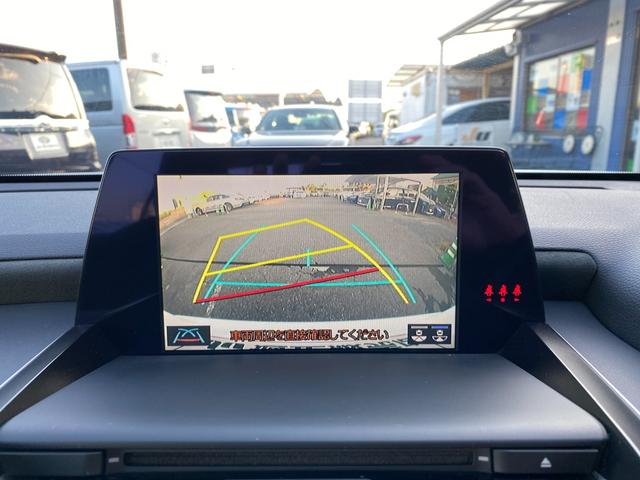 クラウンハイブリッド Ｓ　Ｆｏｕｒ　エレガンススタイル　４ＷＤ　ＴＳＳ　クリアラスソナー　ＢＳＭ　ＥＴＣ　クルコン　ハーフレザーシート　メーカーナビ　ブルートゥース　ＬＥＤライト　フォグ　バックカメラ　純正１８インチアルミ（24枚目）
