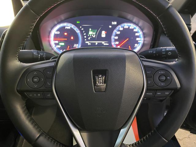 クラウンハイブリッド ＲＳ　トヨタセーフティーセンス　クリアランスソナー　ヘッドアップディスプレイ　ブラインドスポットモニター　バックカメラ　３眼ＬＥＤヘッドライト　ナビ　フルセグＴＶ　パワーシート　シートヒーター　純正アルミ（20枚目）
