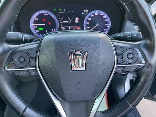 クラウンハイブリッド ＲＳアドバンス　後期モデル　全方向カメラ　レザーシート　シートＡＣ　ＨＵＤ　ＢＳＭ　デジタルインナーミラー　ＥＴＣ　メーカーナビ　３眼ＬＥＤライト　フォグ　純正１８インチアルミ　フルセグＴＶ　ＣＤ　ＤＶＤ（21枚目）