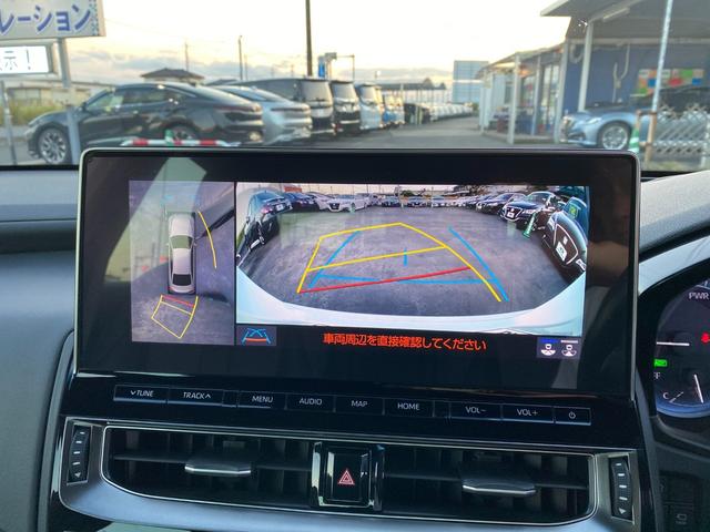 クラウンハイブリッド ＲＳアドバンス　後期モデル　全方向カメラ　レザーシート　シートＡＣ　ＨＵＤ　ＢＳＭ　デジタルインナーミラー　ＥＴＣ　メーカーナビ　３眼ＬＥＤライト　フォグ　純正１８インチアルミ　フルセグＴＶ　ＣＤ　ＤＶＤ（23枚目）