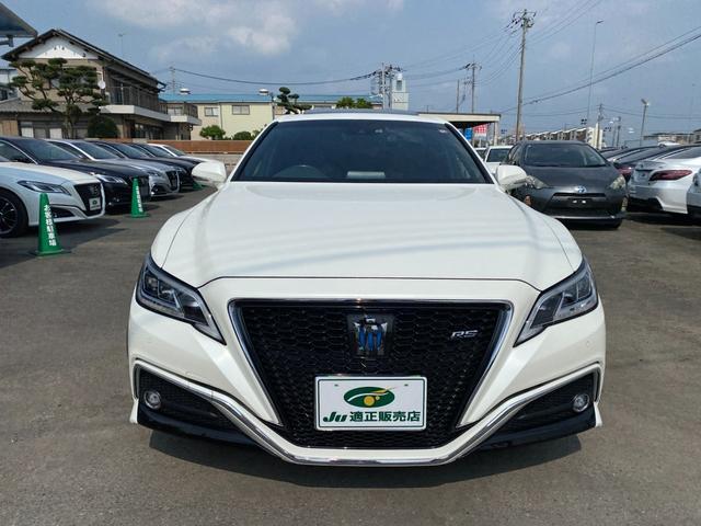 クラウンハイブリッド ＲＳ　トヨタセーフティセンス　サンルーフ　黒レザーシート　シートＡＣ　メーカーナビ　ＥＴＣ　クルコン　ＴＳＳ　クリアラスソナー　３眼ＬＥＤライト　フォグ　バックカメラ　ＲＡＹＳ１８インチアルミホイール（3枚目）