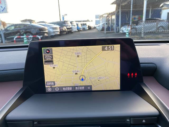 クラウンハイブリッド ＲＳ　メーカーナビ　ハンドル／シートヒーター　ブラインドスポットモニター　ＥＴＣ　クルコン　全方向カメラ　トヨタセーフティセンス　リアラスソナー　３眼ＬＥＤライト　フォグ　純正１８インチアルミホイール（22枚目）