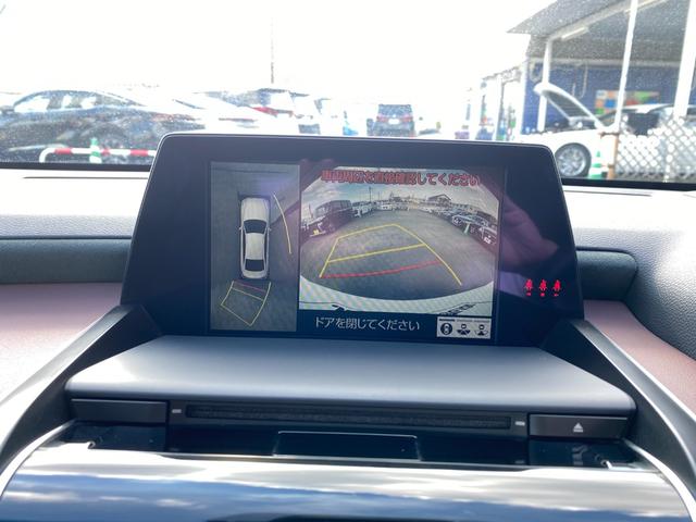 クラウンハイブリッド ＲＳアドバンス　全方向カメラ　ハーフレザーシート　ハンドル／シートヒーター　ＨＵＤ　ＢＳＭ　Ｄインナーミラー　メーカーナビ　３眼ＬＥＤライト　フォグ　純正１８インチアルミ（23枚目）