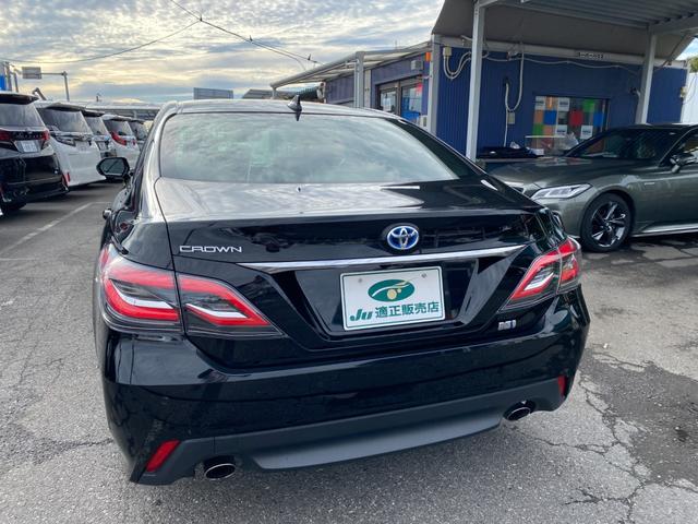 クラウンハイブリッド Ｓ　Ｃパッケージ　全方向カメラ　ＴＳＳ　クリアラスソナー　ＬＥＤライト　フォグ　メーカーナビＴＶ　ＨＵＤ　ＢＳＭ　ＥＴＣ２．０　ハンドル／シートヒーター　ブルートゥース（4枚目）