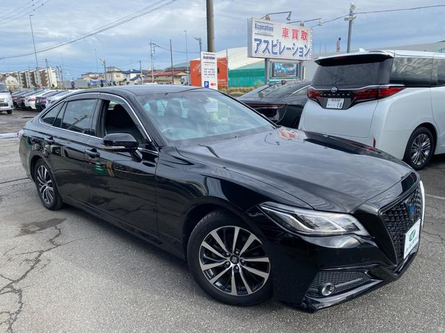 クラウンハイブリッド Ｓ　Ｃパッケージ　全方向カメラ　ＴＳＳ　クリアラスソナー　ＬＥＤライト　フォグ　メーカーナビＴＶ　ＨＵＤ　ＢＳＭ　ＥＴＣ２．０　ハンドル／シートヒーター　ブルートゥース（7枚目）