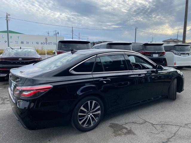 クラウンハイブリッド Ｓ　Ｃパッケージ　全方向カメラ　ＴＳＳ　クリアラスソナー　ＬＥＤライト　フォグ　メーカーナビＴＶ　ＨＵＤ　ＢＳＭ　ＥＴＣ２．０　ハンドル／シートヒーター　ブルートゥース（10枚目）