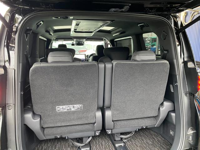 アルファードハイブリッド Ｚ　オーディオディスプレイＴＶ　レザーシート　シートＡＣ　ハンドルヒーター　Ｄインナーミラー　ＢＳＭ　ＴＳＳ　クリアラスソナー　両側パワースライドドア　パワーバックドア　ガラスルーフ（16枚目）