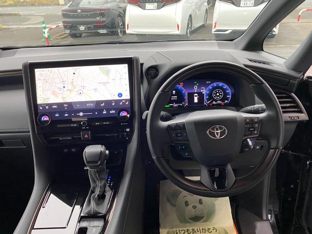 アルファードハイブリッド Ｚ　オーディオディスプレイＴＶ　レザーシート　シートＡＣ　ハンドルヒーター　Ｄインナーミラー　ＢＳＭ　ＴＳＳ　クリアラスソナー　両側パワースライドドア　パワーバックドア　ガラスルーフ（20枚目）