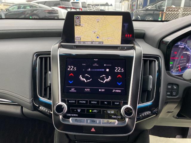 クラウンハイブリッド ＲＳアドバンス　ハーフレザーシート　ハンドル／シートヒーター　ＨＵＤ　ＢＳＭ　デジタルインナーミラー　メーカーナビ　ＥＴＣ　全方向カメラ　３眼ＬＥＤライトクリアラスソナー　ＴＳＳ　純正１８インチアルミ（21枚目）