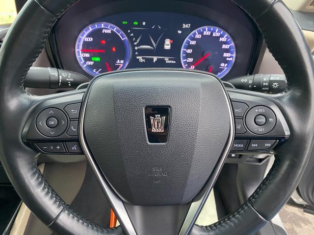 クラウンハイブリッド Ｇ　全方向カメラ　ＴＳＳ　クリアラスソナー　３眼ＬＥＤライト　フォグ　１８インチアルミ　メーカーナビ　ＨＵＤ　ＢＳＭ　ＥＴＣ２．０　デジタルインナーミラー（20枚目）