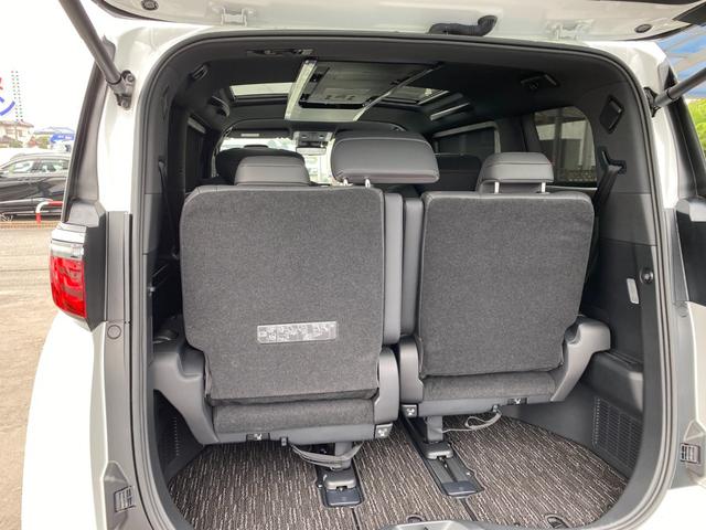 アルファード Ｚ　ディスプレイオーディオＴＶ　レザーシートガラスルーフ　ＢＳＭ　ＴＳＳ　クリアラスソナー　両側パワースライドドア　パワーバックドア　ＬＥＤライト　全方向カメラ　純正アルミ（16枚目）