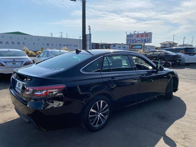 クラウンハイブリッド Ｓ　Ｃパッケージ　メーカーナビＴＶ　ＨＵＤ　ＢＳＭ　ハンドル／シートヒーター　ＥＴＣ　クルコン　ＴＳＳ　クリアラスソナー　ＬＥＤライト　フォグ　バックカメラ　純正アルミ（10枚目）