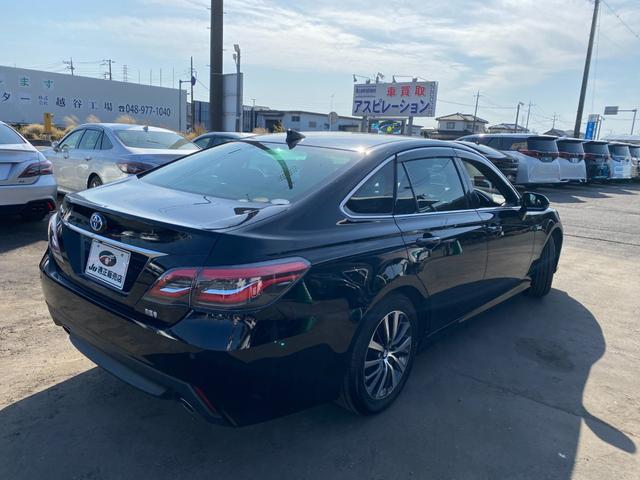 クラウンハイブリッド Ｓ　Ｃパッケージ　メーカーナビＴＶ　ＨＵＤ　ＢＳＭ　ハンドル／シートヒーター　ＥＴＣ　クルコン　ＴＳＳ　クリアラスソナー　ＬＥＤライト　フォグ　バックカメラ　純正アルミ（11枚目）