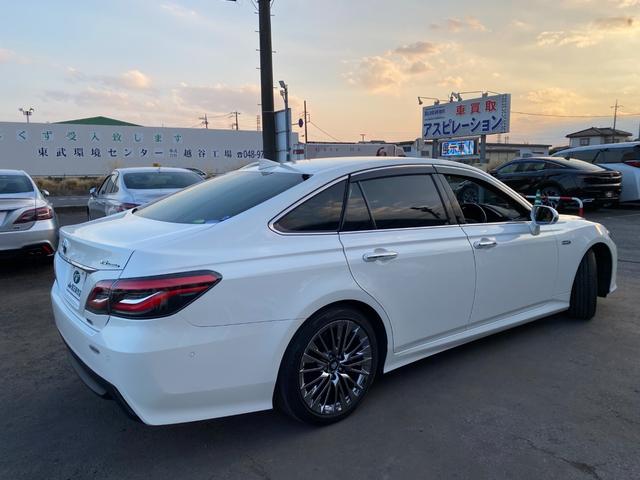 クラウンハイブリッド Ｇ－エグゼクティブ　全方向カメラ　ＴＳＳ　クリアラスソナー　３眼ＬＥＤライト　フォグ　１８インチアルミ　レザーシートＨＵＤ　ＢＳＭ　メーカーナビＴＶ　ＥＴＣ　クルコン　ブルートゥース（10枚目）